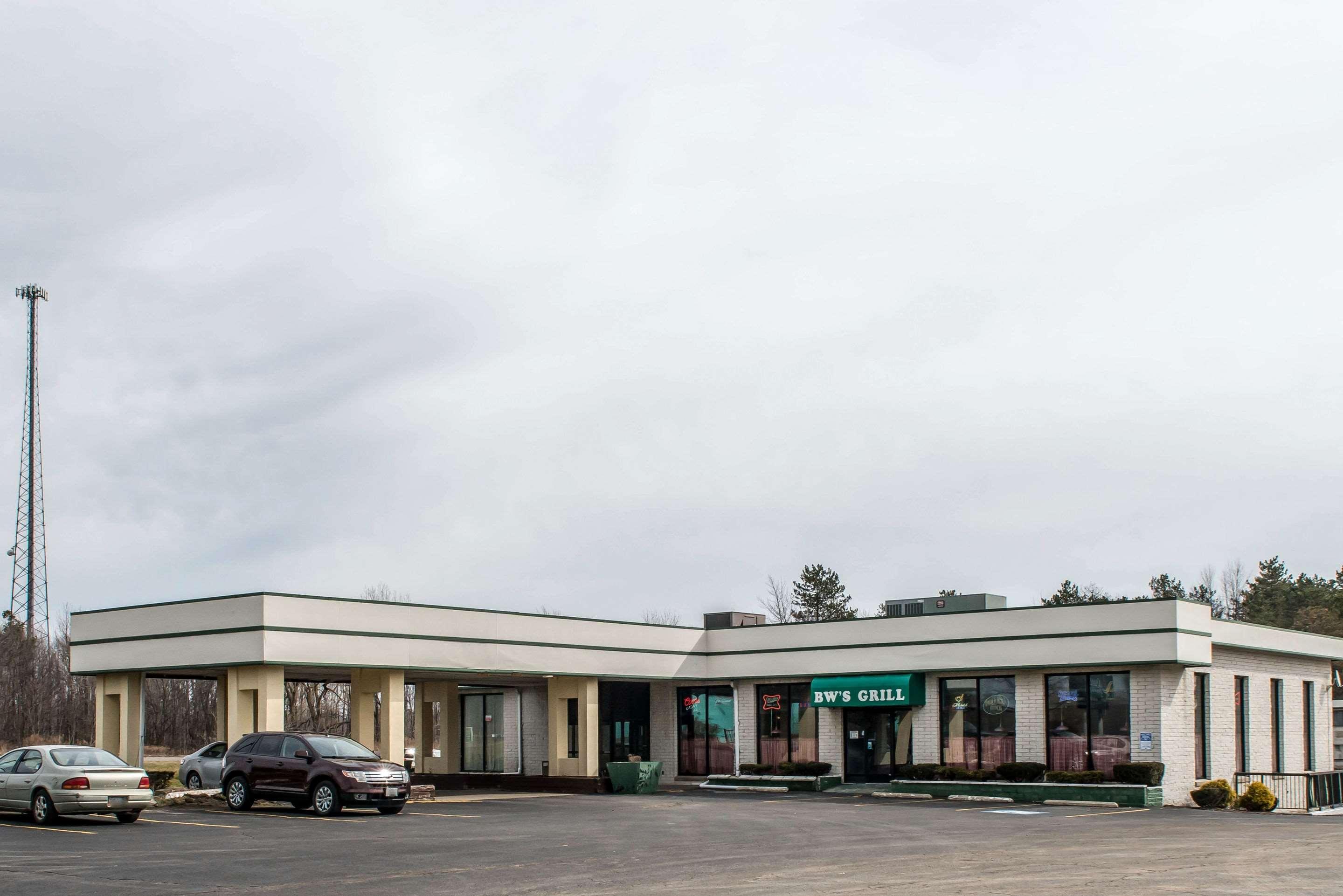Quality Inn & Suites Fairview  Exterior foto